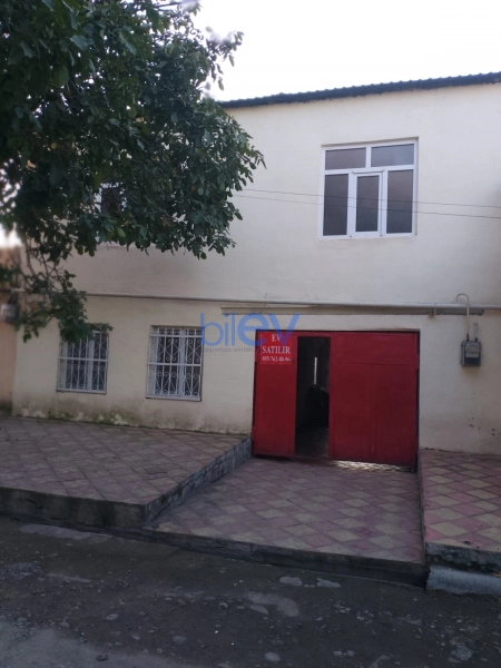 Satış 5 otaqlı Həyət evi  300m², Gəncə