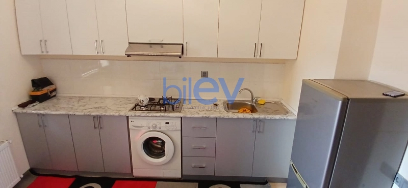 Aylıq Kirayə 3 otaqlı Yeni Tikili bina evi  100m², Bakı