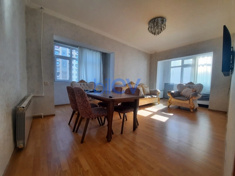 Aylıq Kirayə 2 otaqlı Köhnə Tikili bina evi  70m², Bakı