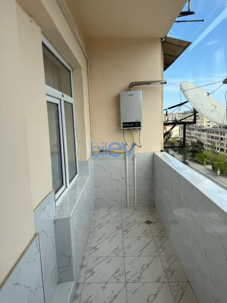 Satış 3 otaqlı Köhnə Tikili bina evi  8.00m², Bakı