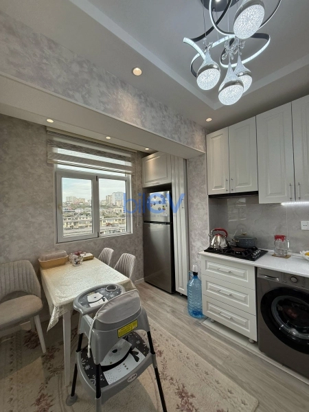 Satış 3 otaqlı Köhnə Tikili bina evi  8.00m², Bakı