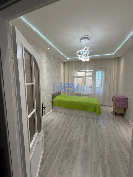 Satış 3 otaqlı Köhnə Tikili bina evi  8.00m², Bakı
