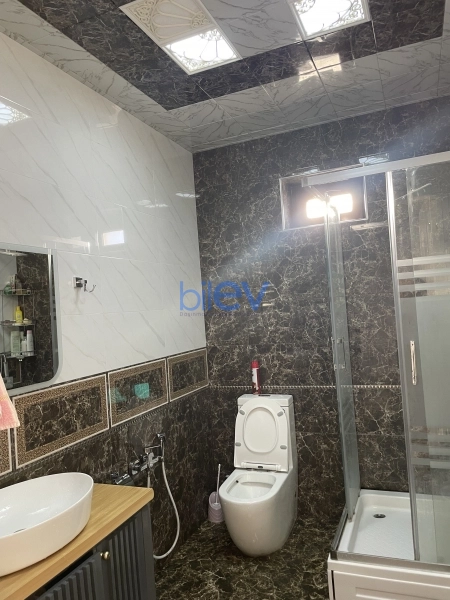 Satış 6 otaqlı Villa  240m², Bakı