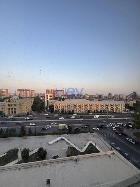 Satış 2 otaqlı Yeni Tikili bina evi  95m², Bakı