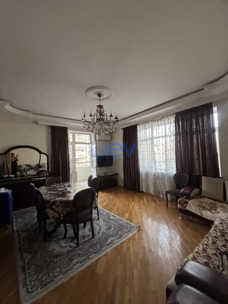 Satış 2 otaqlı Yeni Tikili bina evi  95m², Bakı
