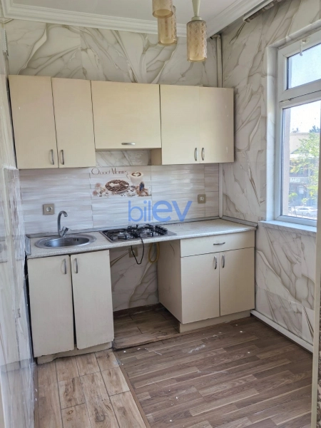 Aylıq Kirayə 2 otaqlı Köhnə Tikili bina evi  40m², Bakı