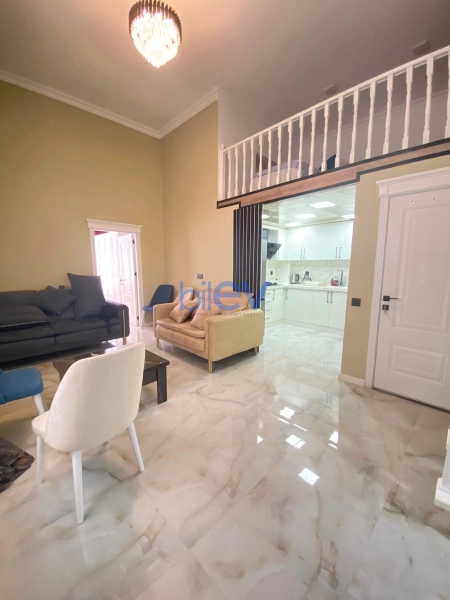 Aylıq Kirayə 3 otaqlı Köhnə Tikili bina evi  70m², Bakı