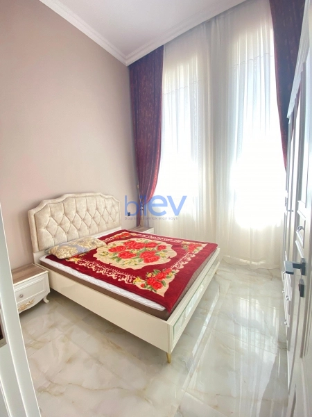 Aylıq Kirayə 3 otaqlı Köhnə Tikili bina evi  70m², Bakı