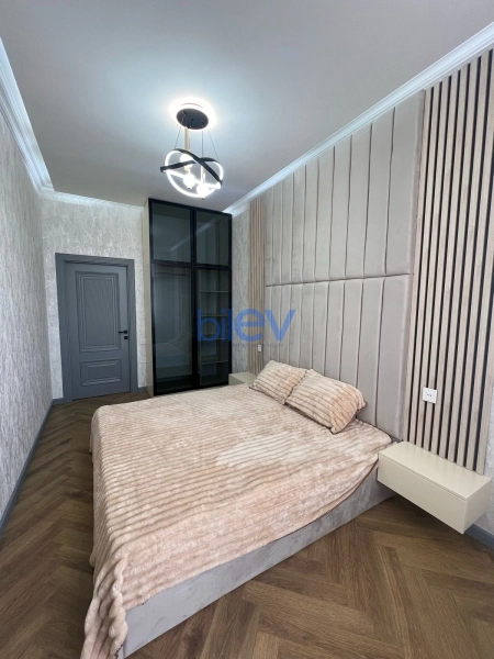 Satış 2 otaqlı Yeni Tikili bina evi  80m², Bakı