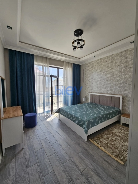 Günlük Kirayə 5 otaqlı Bağ evi  220m², Bakı