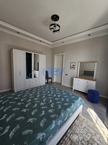 Günlük Kirayə 5 otaqlı Bağ evi  220m², Bakı