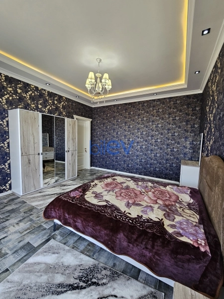 Günlük Kirayə 5 otaqlı Bağ evi  220m², Bakı