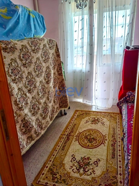 Satış 4 otaqlı Köhnə Tikili bina evi  100m², Bakı