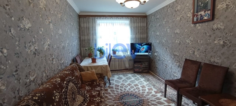 Satış 3 otaqlı Köhnə Tikili bina evi  75m², Bakı