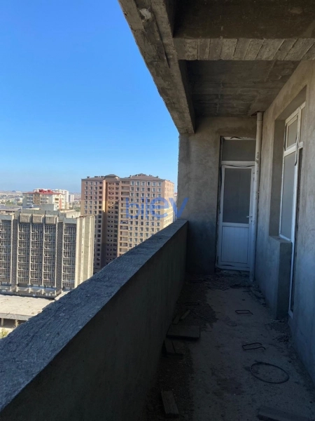 Satış 4 otaqlı Yeni Tikili bina evi  183m², Bakı
