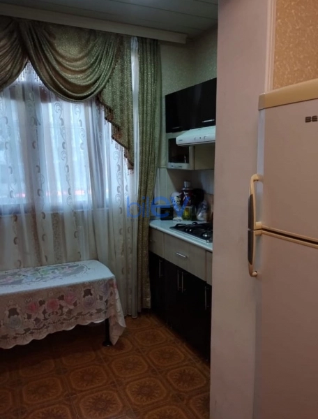 Satış 4 otaqlı Köhnə Tikili bina evi  110m², Bakı
