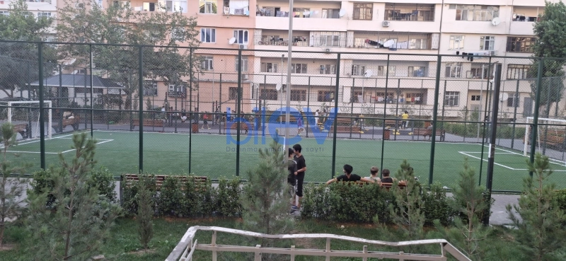 Satış 4 otaqlı Köhnə Tikili bina evi  110m², Bakı
