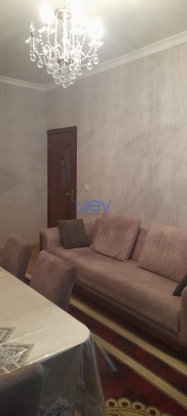 Satış 5 otaqlı Köhnə Tikili bina evi  120m², Bakı