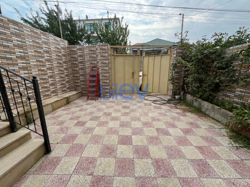 Satış 5 otaqlı Həyət evi  180m², Bakı