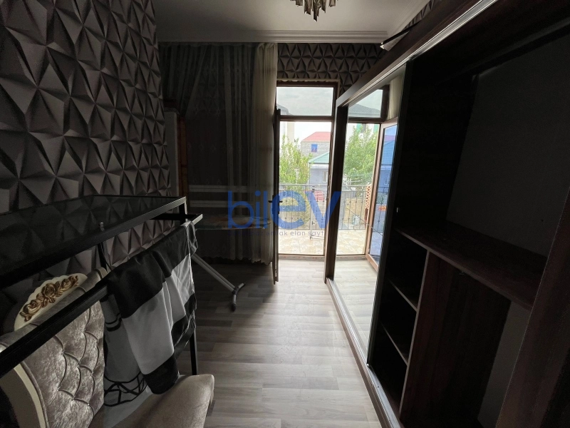 Satış 5 otaqlı Həyət evi  180m², Bakı