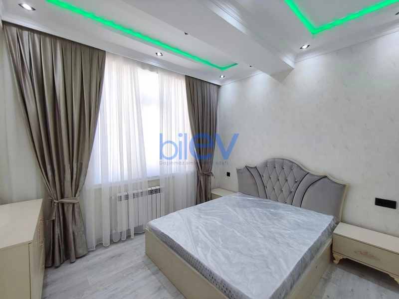 Aylıq Kirayə 3 otaqlı Yeni Tikili bina evi  100m², Bakı