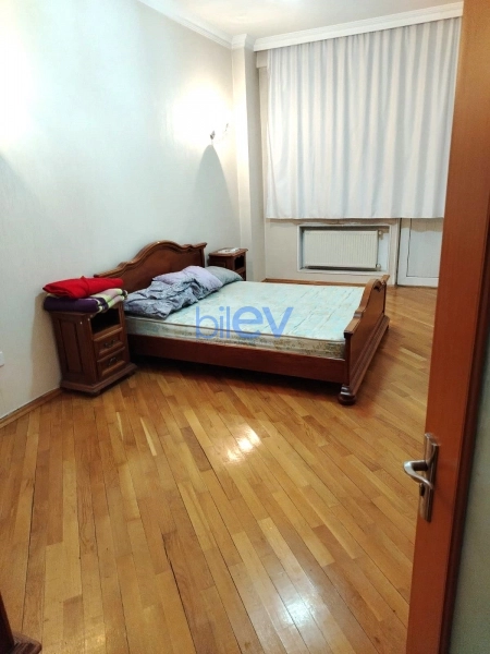 Aylıq Kirayə 2 otaqlı Yeni Tikili bina evi  107m², Bakı