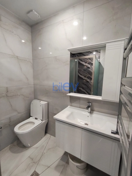 Aylıq Kirayə 3 otaqlı Yeni Tikili bina evi  100m², Bakı
