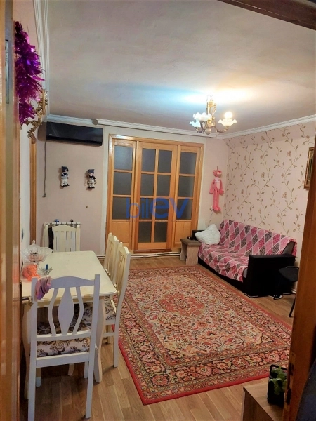 Satış 3 otaqlı Köhnə Tikili bina evi  60m², Bakı