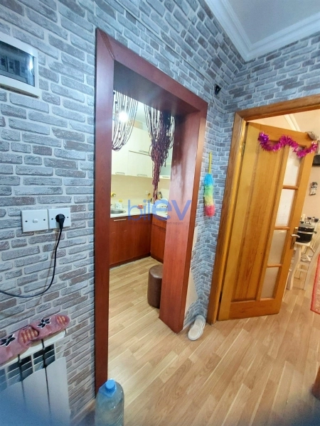 Satış 3 otaqlı Köhnə Tikili bina evi  60m², Bakı