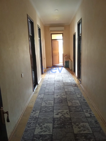 Satış 4 otaqlı Həyət evi  200m², Bakı