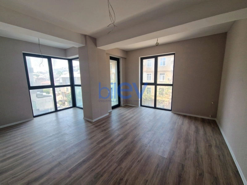 Satış 3 otaqlı Yeni Tikili bina evi  97m², Bakı