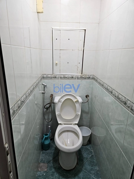 Satış 4 otaqlı Köhnə Tikili bina evi  100m², Bakı