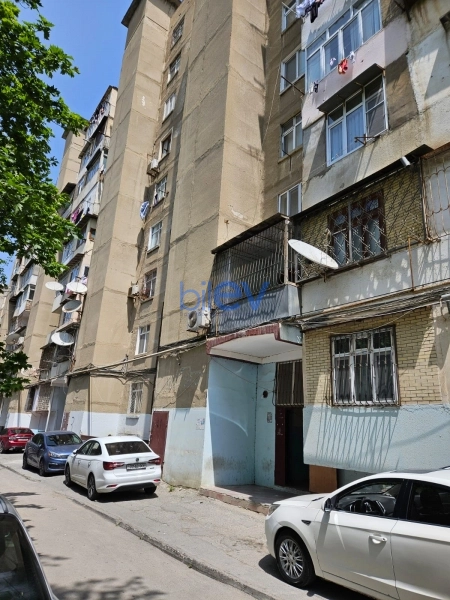 Satış 4 otaqlı Köhnə Tikili bina evi  100m², Bakı