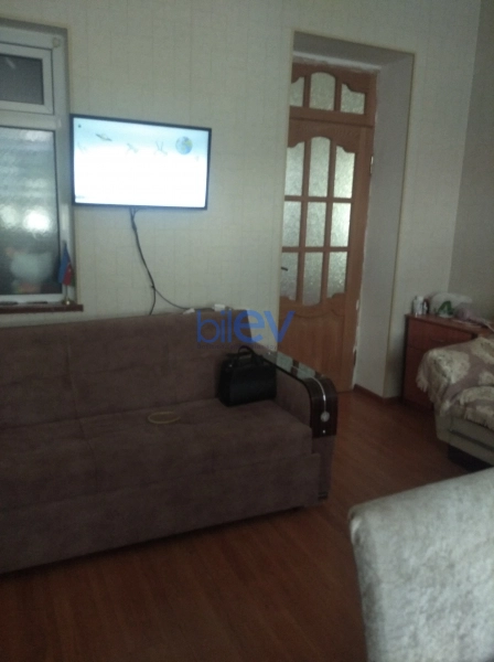 Aylıq Kirayə 5 otaqlı Həyət evi  200m², Bakı
