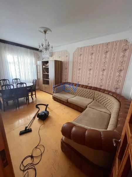 Aylıq Kirayə 2 otaqlı Köhnə Tikili bina evi  60m², Bakı