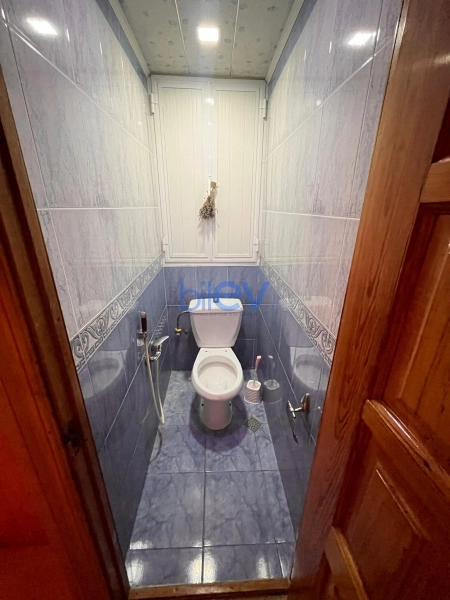 Aylıq Kirayə 2 otaqlı Köhnə Tikili bina evi  60m², Bakı