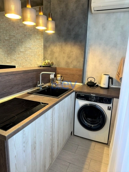 Aylıq Kirayə 3 otaqlı Yeni Tikili bina evi  96m², Bakı