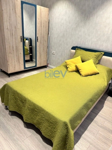 Aylıq Kirayə 3 otaqlı Yeni Tikili bina evi  96m², Bakı