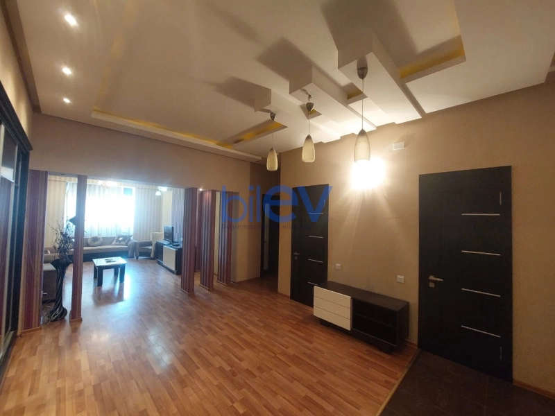 Aylıq Kirayə 2 otaqlı Yeni Tikili bina evi  114m², Bakı