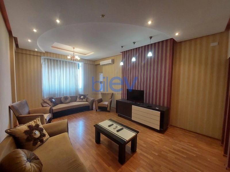 Aylıq Kirayə 2 otaqlı Yeni Tikili bina evi  114m², Bakı