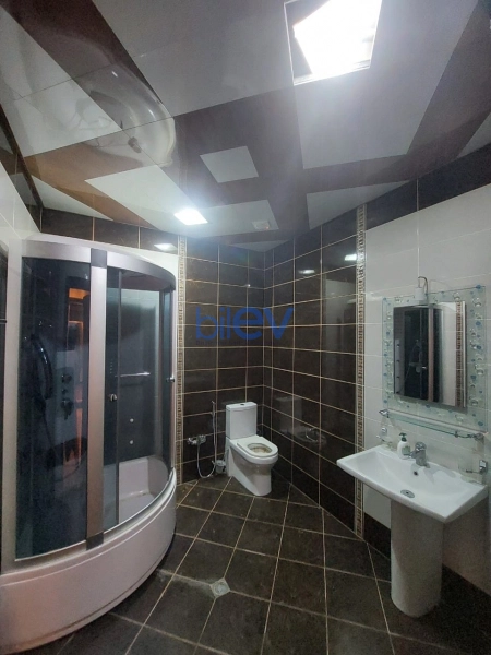 Aylıq Kirayə 2 otaqlı Yeni Tikili bina evi  114m², Bakı