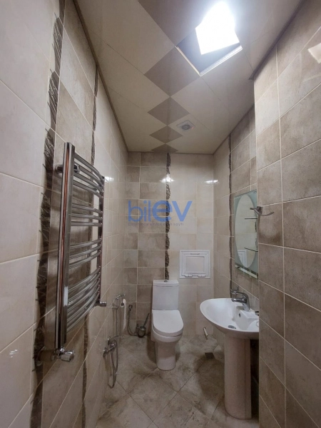 Aylıq Kirayə 2 otaqlı Yeni Tikili bina evi  114m², Bakı