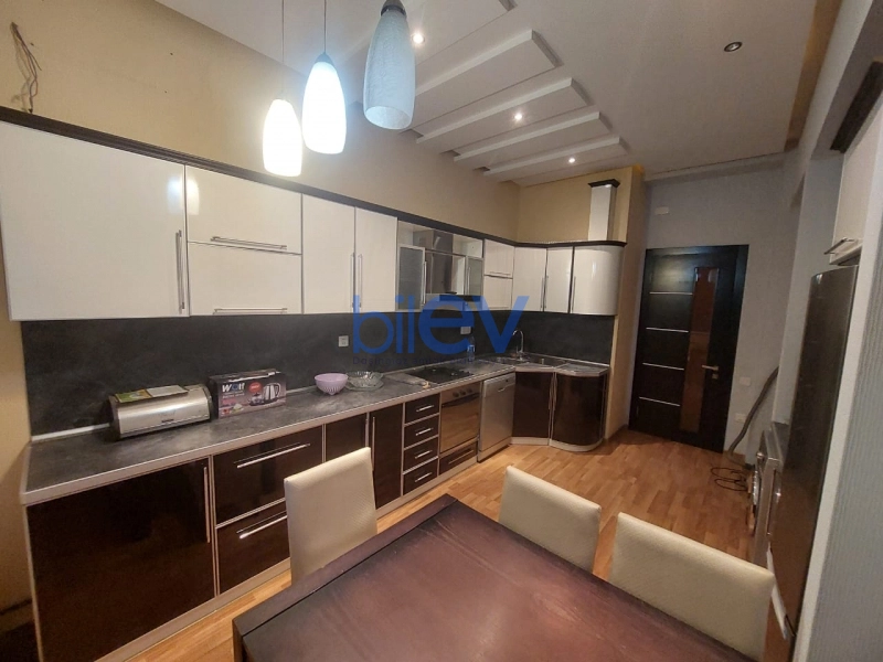 Aylıq Kirayə 2 otaqlı Yeni Tikili bina evi  114m², Bakı