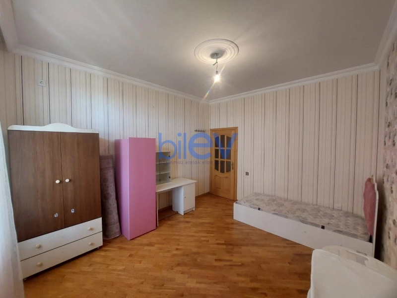 Aylıq Kirayə 3 otaqlı Yeni Tikili bina evi  96m², Bakı