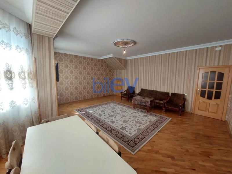 Aylıq Kirayə 3 otaqlı Yeni Tikili bina evi  96m², Bakı