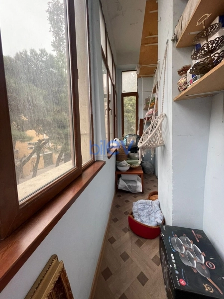 Satış 4 otaqlı Köhnə Tikili bina evi  126m², Bakı