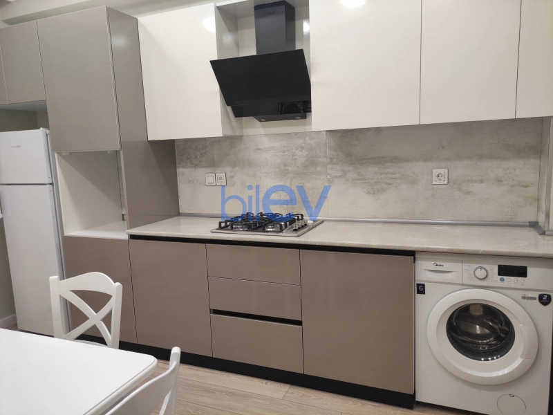 Aylıq Kirayə 2 otaqlı Yeni Tikili bina evi  80m², Bakı