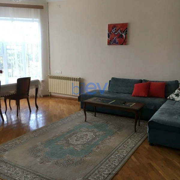 Günlük Kirayə 5 otaqlı Bağ evi  10000m², Bakı