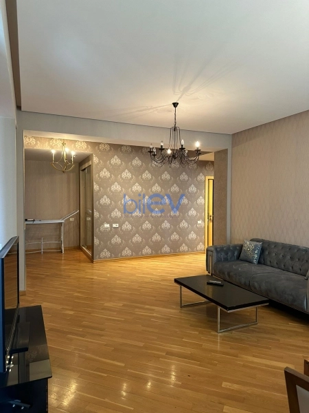 Aylıq Kirayə 3 otaqlı Yeni Tikili bina evi  120m², Bakı