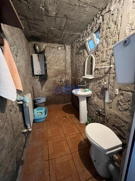 Satış 6 otaqlı Həyət evi  200m², Bakı